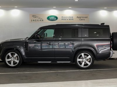 LAND ROVER DEFENDER - 7