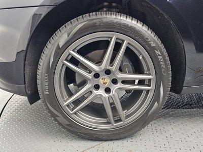 PORSCHE MACAN - 6