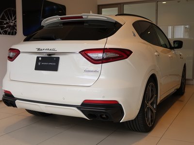 2019 Maserati LEVANTE 照片 2