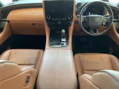 TOYOTA VELLFIRE - 2