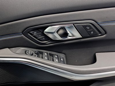 2025 BMW 3 SERIES TOURING — миниатюра 30