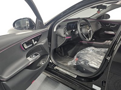 MERCEDES-BENZ E-CLASS - 10