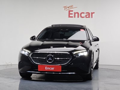 MERCEDES-BENZ E-CLASS - 2