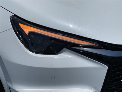 صورة مصغرة 40 لـ 2025 Lexus LBX