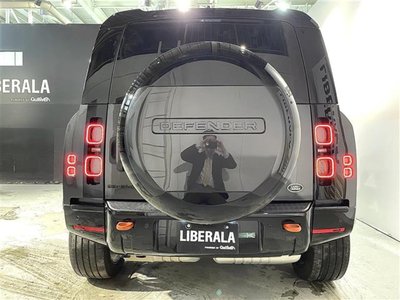 LAND ROVER DEFENDER - 9