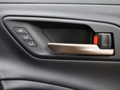 صورة مصغرة 25 لـ 2024 Toyota CROWN SPORT
