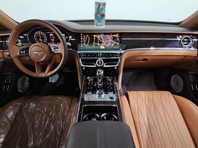 2022 Bentley FLYING SPUR — фото 5