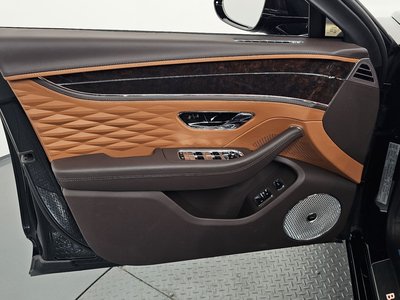 2022 Bentley FLYING SPUR — миниатюра 14
