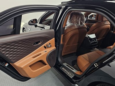 2022 Bentley FLYING SPUR — миниатюра 27