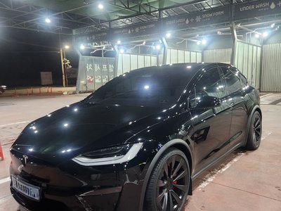 2023 Tesla MODEL X — фото 1