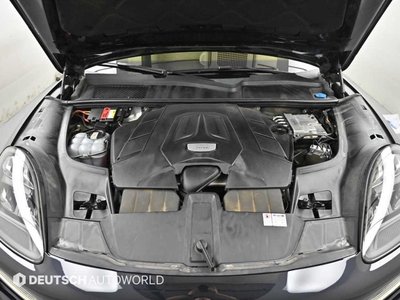 2021 Porsche CAYENNE photo 7