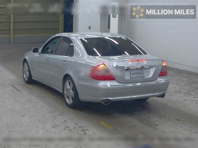 MERCEDES-BENZ E-CLASS - 2