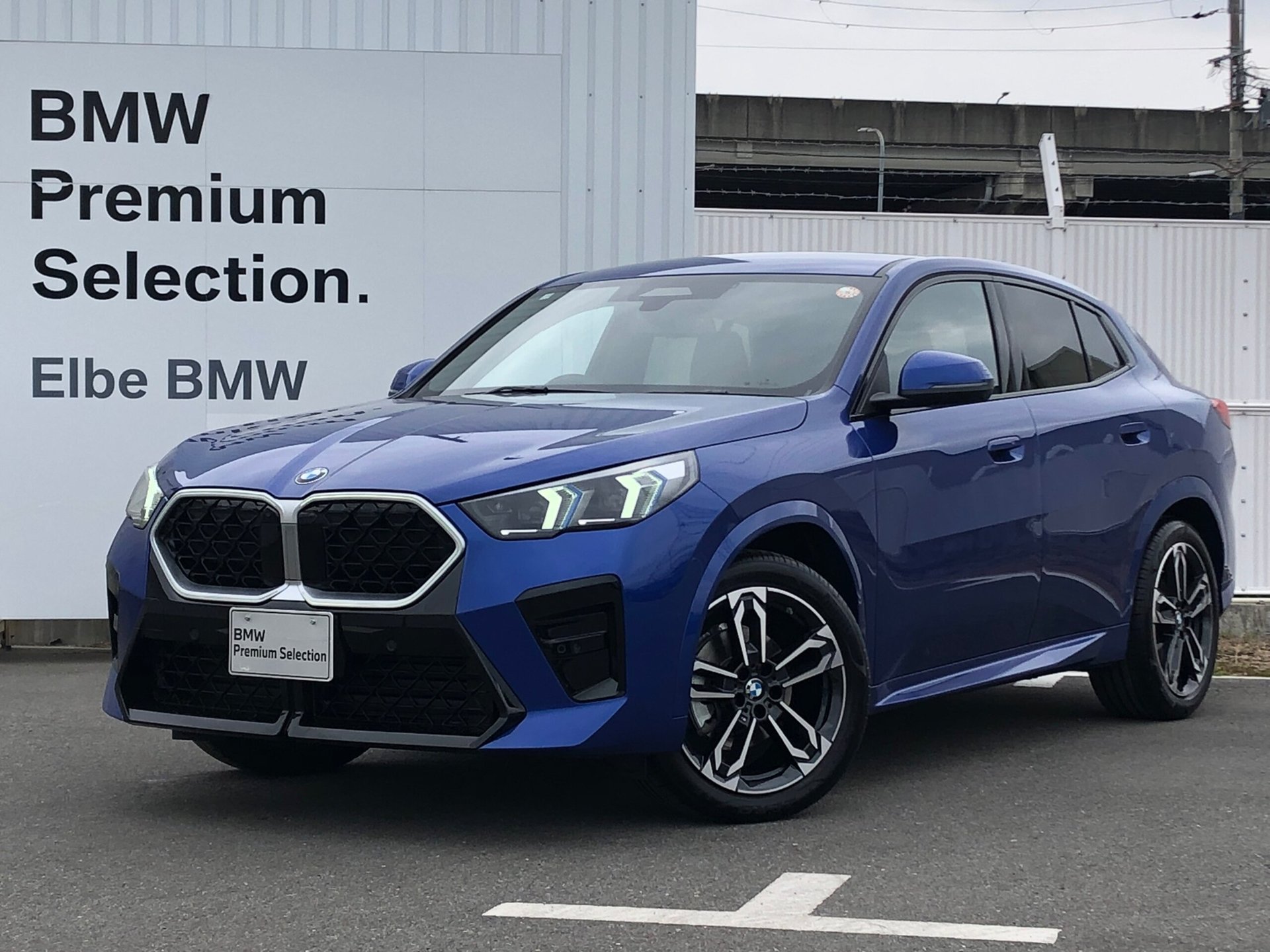 BMW X2 - View 1