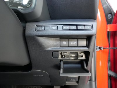 2025 Lexus LBX 缩略图 12