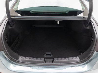 MERCEDES-BENZ E-CLASS - 7