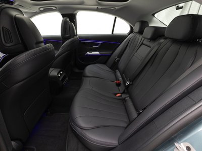 MERCEDES-BENZ E-CLASS - 9