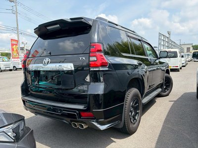 TOYOTA LAND CRUISER PRADO - 9