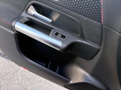 2025 Mercedes-BENZ EQA — миниатюра 24