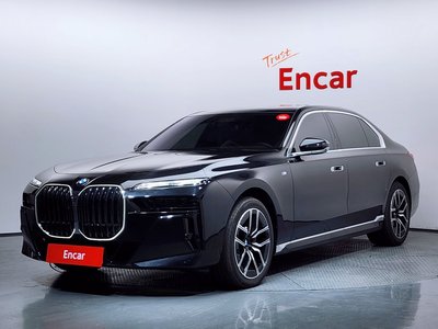 BMW 7 SERIES - 1