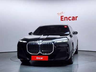 BMW 7 SERIES - 2