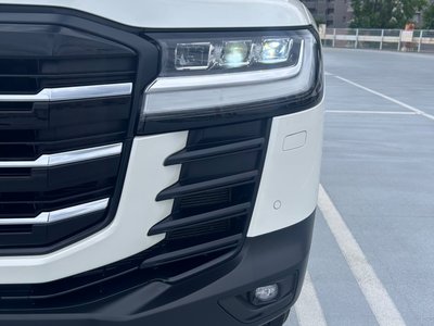 2023 Toyota LAND CRUISER 300 — миниатюра 12