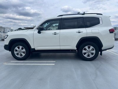 2023 Toyota LAND CRUISER 300 — фото 3