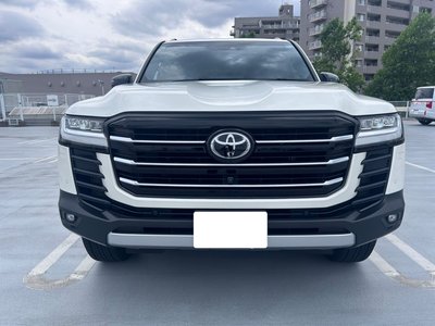2023 Toyota LAND CRUISER 300 — фото 2