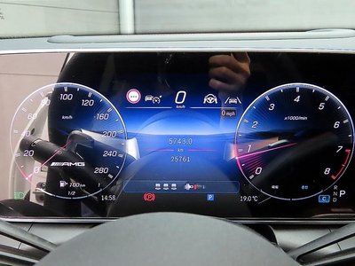 MERCEDES-BENZ GLC - 8