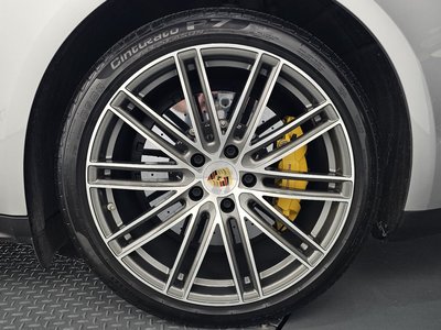 2018 Porsche PANAMERA 照片 8