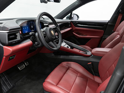 2025 Porsche MACAN — миниатюра 16