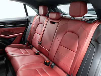 2025 Porsche MACAN — миниатюра 18
