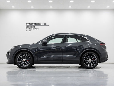 2025 Porsche MACAN 照片 7