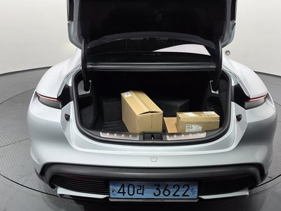 صورة مصغرة 20 لـ 2021 Porsche TAYCAN