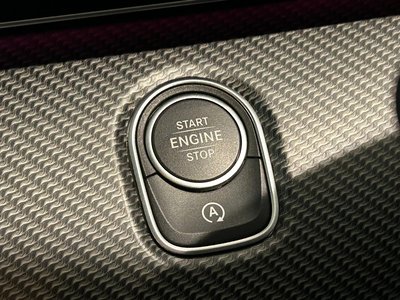 2024 Mercedes-BENZ V-CLASS — миниатюра 30