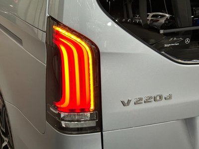 2024 Mercedes-BENZ V-CLASS — миниатюра 12
