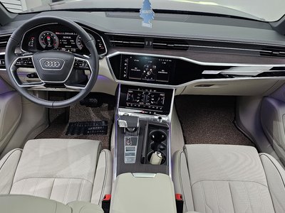 AUDI A6 - 5
