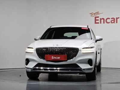 صورة 2 لـ 2021 Genesis GV70