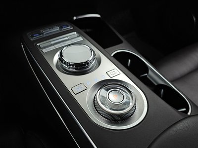 2021 Genesis GV70 — миниатюра 12