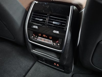 2026 BMW X5 thumbnail 31