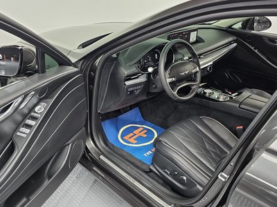 GENESIS G80 (RG3) - 10