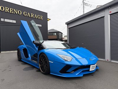 LAMBORGHINI AVENTADOR - 6