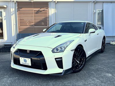 NISSAN GT-R