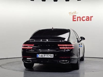 GENESIS G80 (RG3) - 3