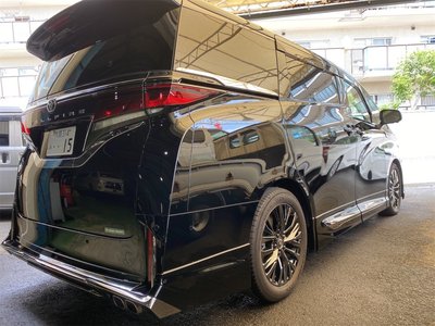 TOYOTA VELLFIRE - 10