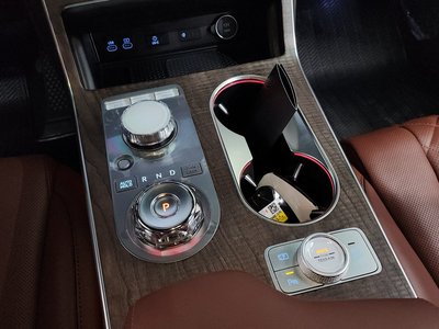 2024 Genesis GV80 — миниатюра 12
