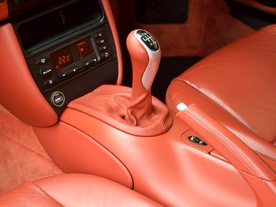 PORSCHE 911 - 4