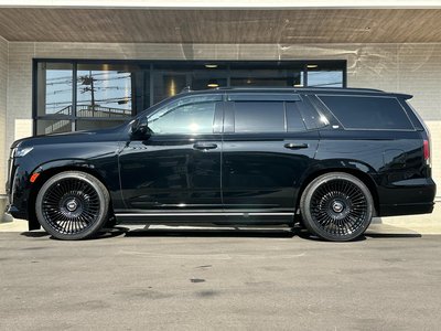 CADILLAC ESCALADE - 4