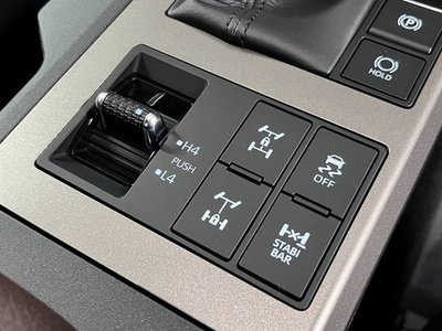 صورة مصغرة 43 لـ 2024 Toyota LAND CRUISER 250