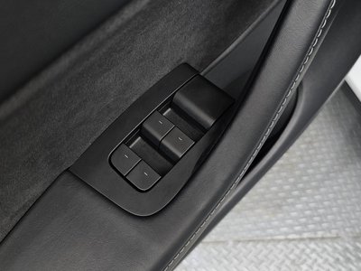 2022 Tesla MODEL Y — миниатюра 26