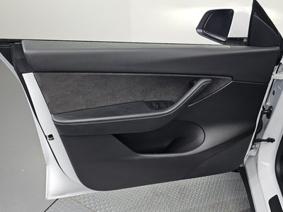 2022 Tesla MODEL Y — миниатюра 14